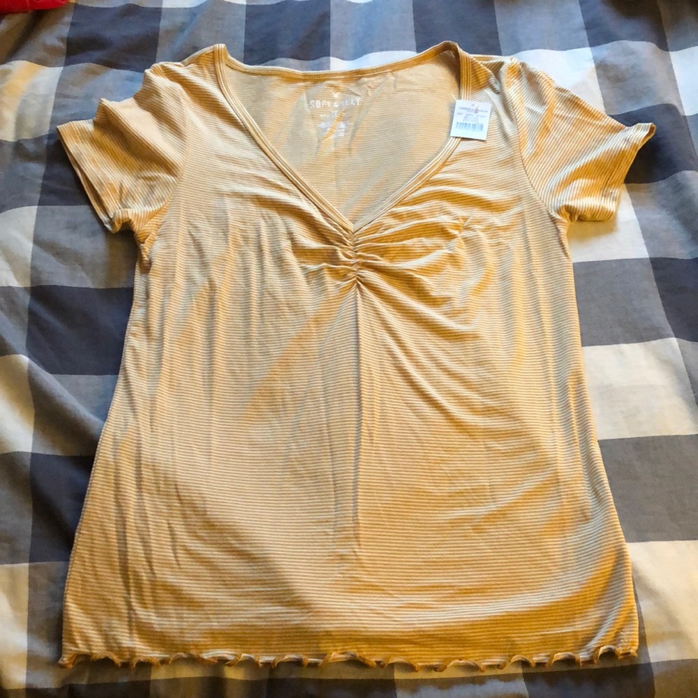 American eagle yellow striped soft T-shirt